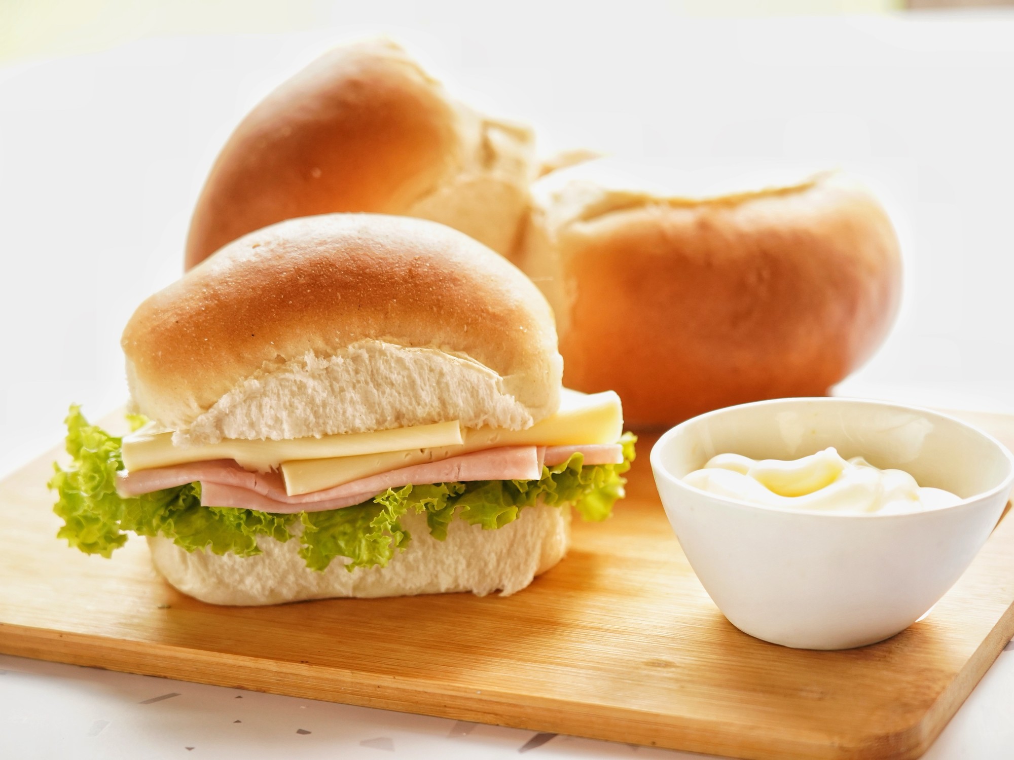 Pebetitos con pollo y mayo x12